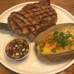 Lone Star Steakhouse & Saloon - 