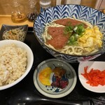 沖縄料理 ソーキ家 - 最近出来た定食のようです