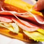 도토루 커피샾 사가 대학 의학부 부속 병원점 - 밀라노 샌드 A 생햄, 본레스 햄, 볼로냐 소시지