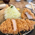 平田牧場 とん七 - 金華豚合い盛り膳