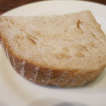 ラ・ボッテガ・ゴローザ - パン