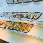 丸栄ベーカリー - 店内