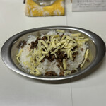 かれーの店 うどん  - すーぷかれー初夏のプレミアム・ご飯大盛り・チーズ・スパイシーひき肉・焼トマト