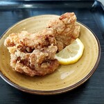 食堂ゆっち - からあげ3個(300円)