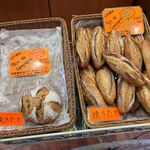 フランスベ－カリー - '25/04/30 パン・ド・カンパーニュ1,000円(税込1,080円)