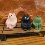 うなぎの美鶴 - 体育座り