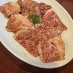 味園焼肉店 - 
