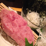 居酒屋 土間土間 - 海苔がついていて、ねぎとろ巻いて食べるの美味しい♪