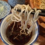 和さび - 蕎麦は二八　かえしはやや薄め