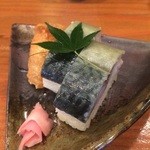 和さび - お凌　鯖寿司2貫といなり