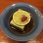 先附け　山葵豆腐