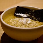 鳥匠いし井ひな - 