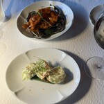 298875360 - 海老のBBQソース、海老マヨ(前菜)