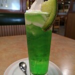 フライングガーデン - メロンクリームソーダ ￥385