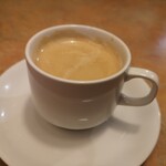 フライングガーデン - メロンクリームソーダ ￥385はドリンクバーも利用可能の対象商品です