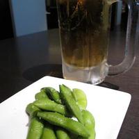 博多もつ鍋 やま中 赤坂店 - お通しの枝豆