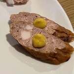 ルーマニア料理 ラミハイ - 自家製サラミ
