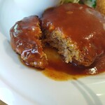 BAY･COOK - ハンバーグもちょうど良い脂加減で、とても良い味わい。