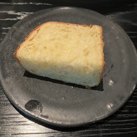 ラ・ボンヌターブル - 