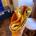 クレープ えんどう - ずんだバターにクリームチーズトッピング