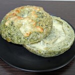 バニトイ ベーグル - ほうれん草チーズ