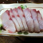 栄屋酒場 - ぶり刺し(2013.4)