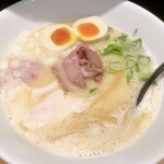 東京スタイル鶏らーめん ど・みそ鶏 - 