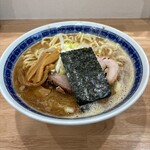 中華そばの店 みのひ - ラーメン大盛り1150円