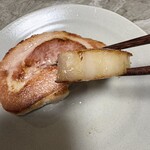 千駄木腰塚 - フライパンで軽く焼いた断面　10〜15mm