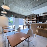 BEAN BOOK COFFEE - 内観