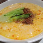 美華園 新橋店 - 担々麺