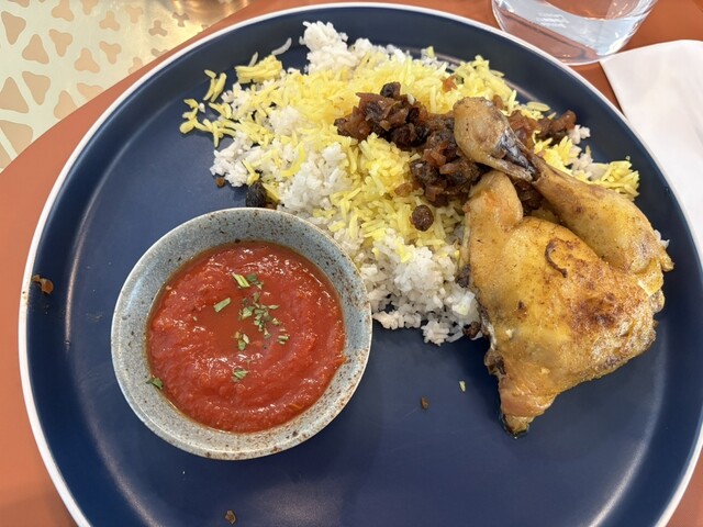 大阪・関西万博 Expo 2025 チキンマクブース チキン クウェート ピンズ