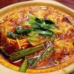 中国家庭料理 楊 - 海老ワンタン麺。