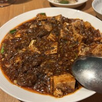Az/ビーフン東 大阪店 - 牛すじ麻婆豆腐