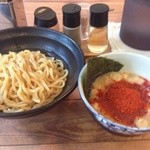 兼虎 - 激辛限界突破中盛り極太麺です