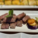 マララ - 本部牛 ミスジ鉄板焼（100g 3,480円）