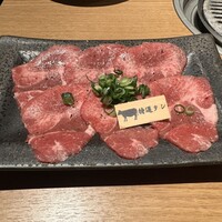 焼肉 にくなべ屋 神戸びいどろ 北野坂店 - 