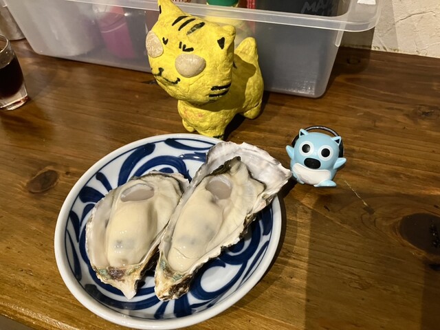 4坪 牡蠣小屋 キヨリト 十三店 （KIYORITO） - 十三/オイスター