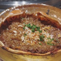 焼肉料理 牛吉日和 - 牛吉前菜 　今日の前菜は、カニ味噌の甲羅焼きとのこと