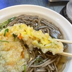 立喰うどん・そば　大和庵 - この分厚さがタマラン