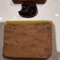 シェ・イノ - 