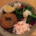 ま - イカスミクリームコロッケ