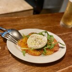 パラダイス ピザ - 愛媛産ブラッドオレンジとブラッダチーズ