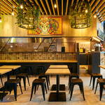 Guzman y Gomez - 内観写真: