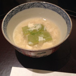 日本料理 太月 - 焚き物                           トウガンの煮物
      夏らしく清涼感満載