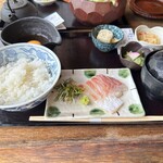 大洲炉端 油屋 - 