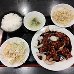 餃子の市 飛龍閣 - 