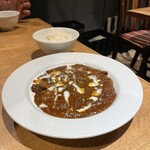 はらみ焼肉ホルモン櫻 - 櫻名物 ビーフシチュー。美味し。
