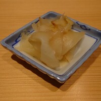 鮨処 やまと - ガリ