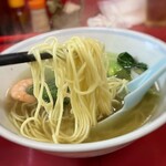 ラーメン敏 - エビ塩ラーメンの麺